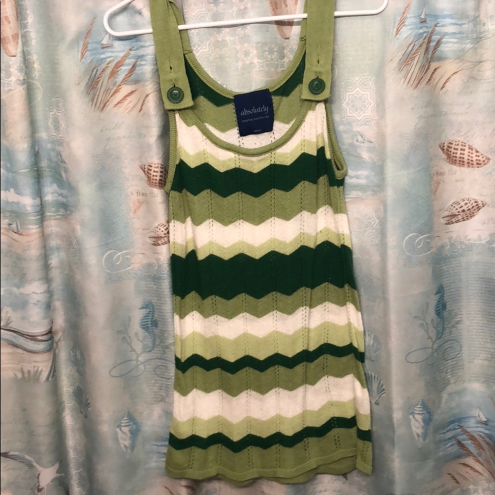 Green chevron tank